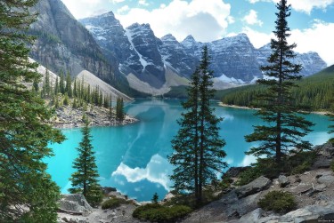 上海虹口区小额贷款公司助力解决资金难题